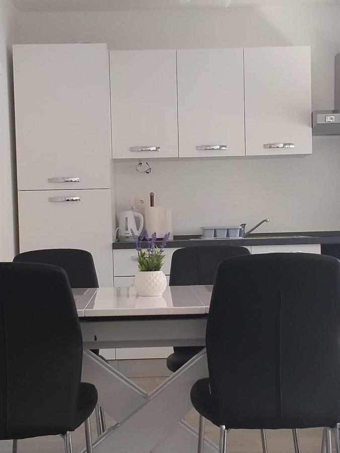 Apartments Sunrise Preko Ngoại thất bức ảnh