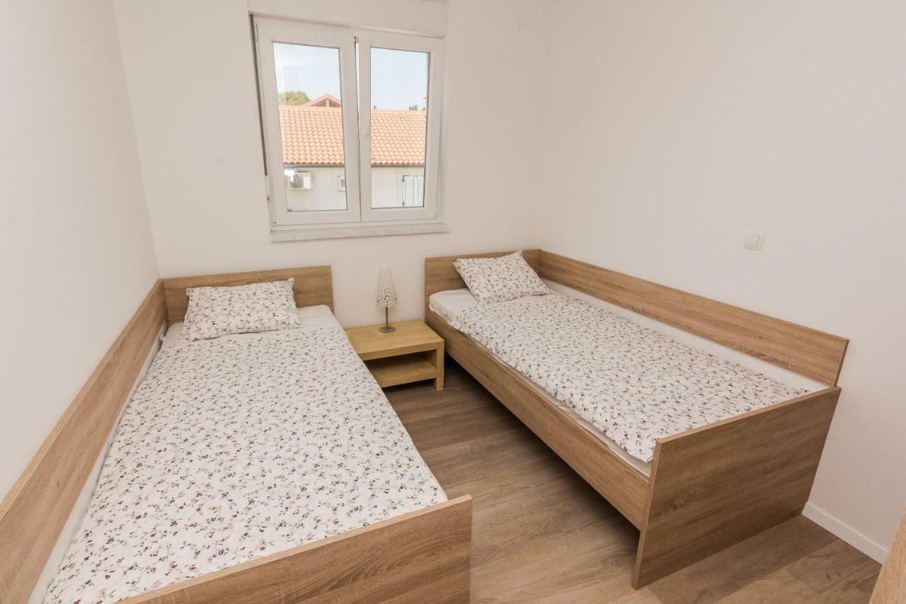 Apartments Sunrise Preko Ngoại thất bức ảnh